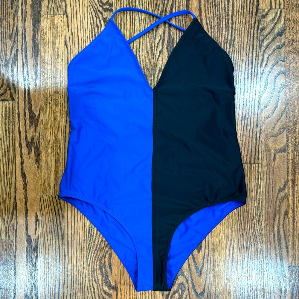 NWT ANSEA THE REVERSIBLE TIE BACK ONE PIECE IN BLACK AND BLUE
